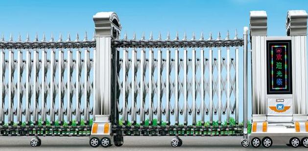 英龍機電電動門安裝在深圳市琪澄酒店大門口