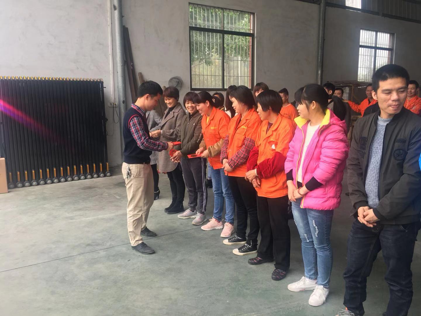 電動(dòng)門 伸縮門 車牌識(shí)別 電動(dòng)門 伸縮門 車牌識(shí)別