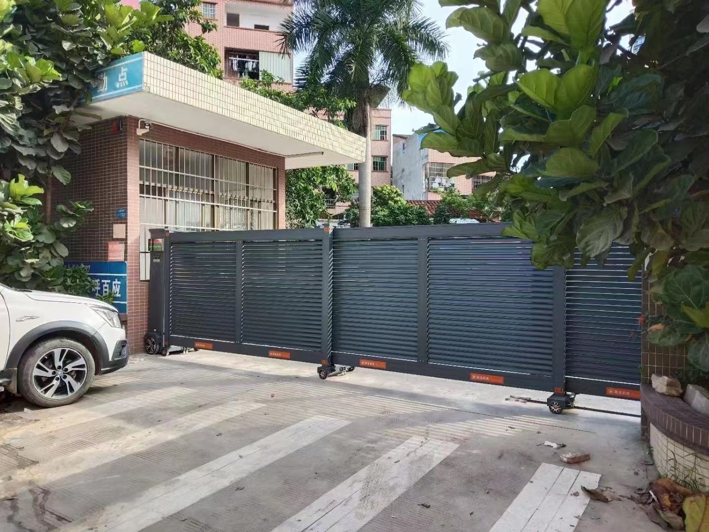 電動門 英龍 電動門 英龍